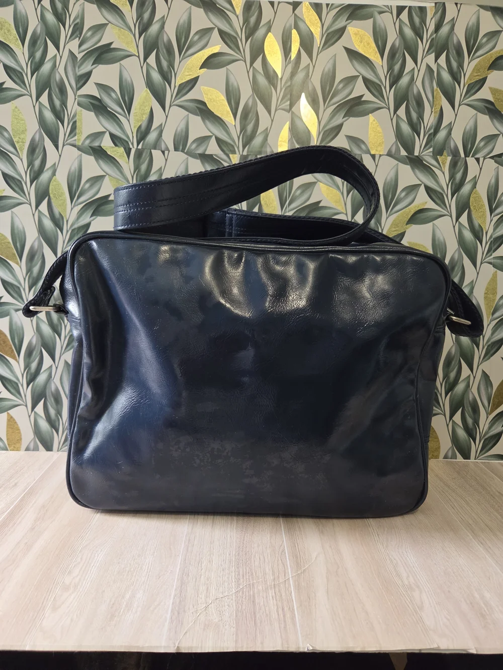 Ben Sherman Union Jack British Flag Navy Messenger Crossbody Flight Bag